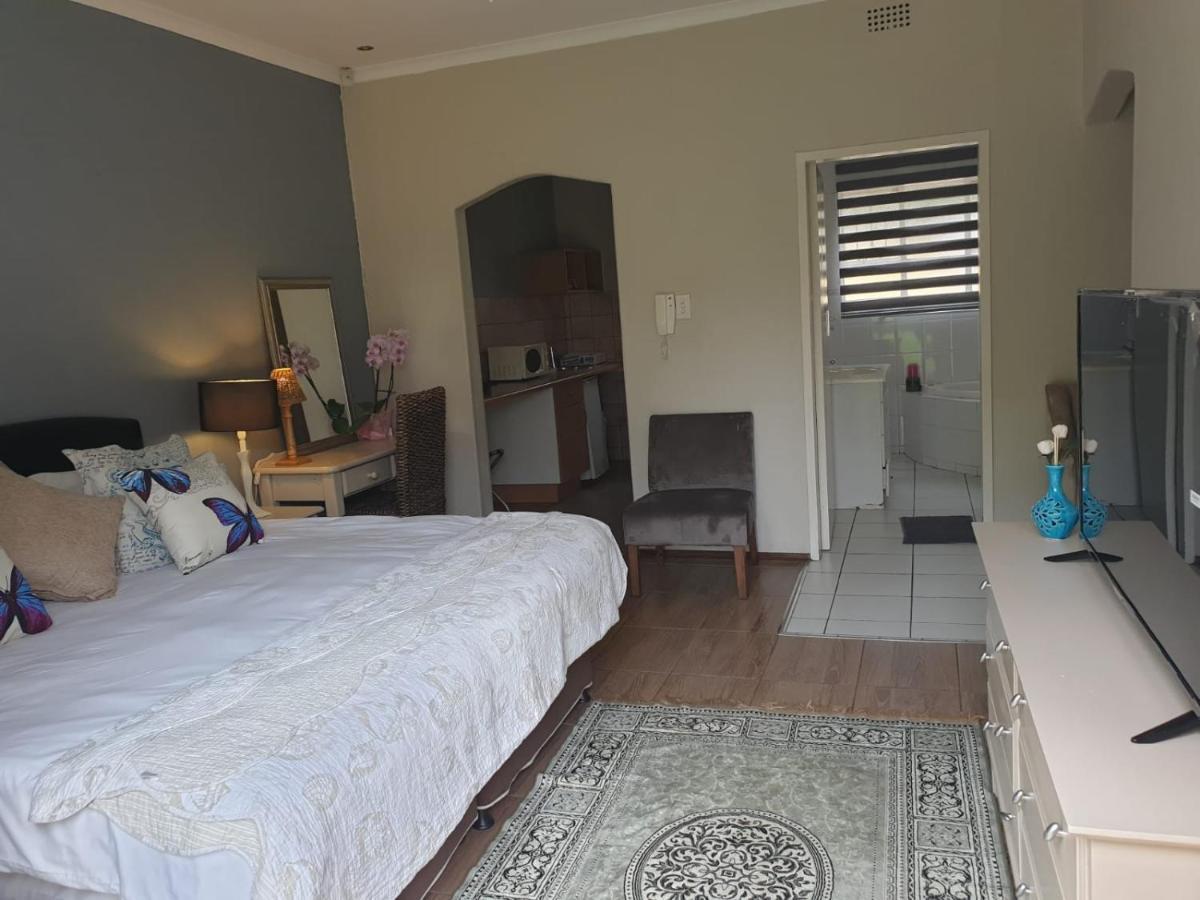 Matina Guest House Johannesburg Exterior photo
